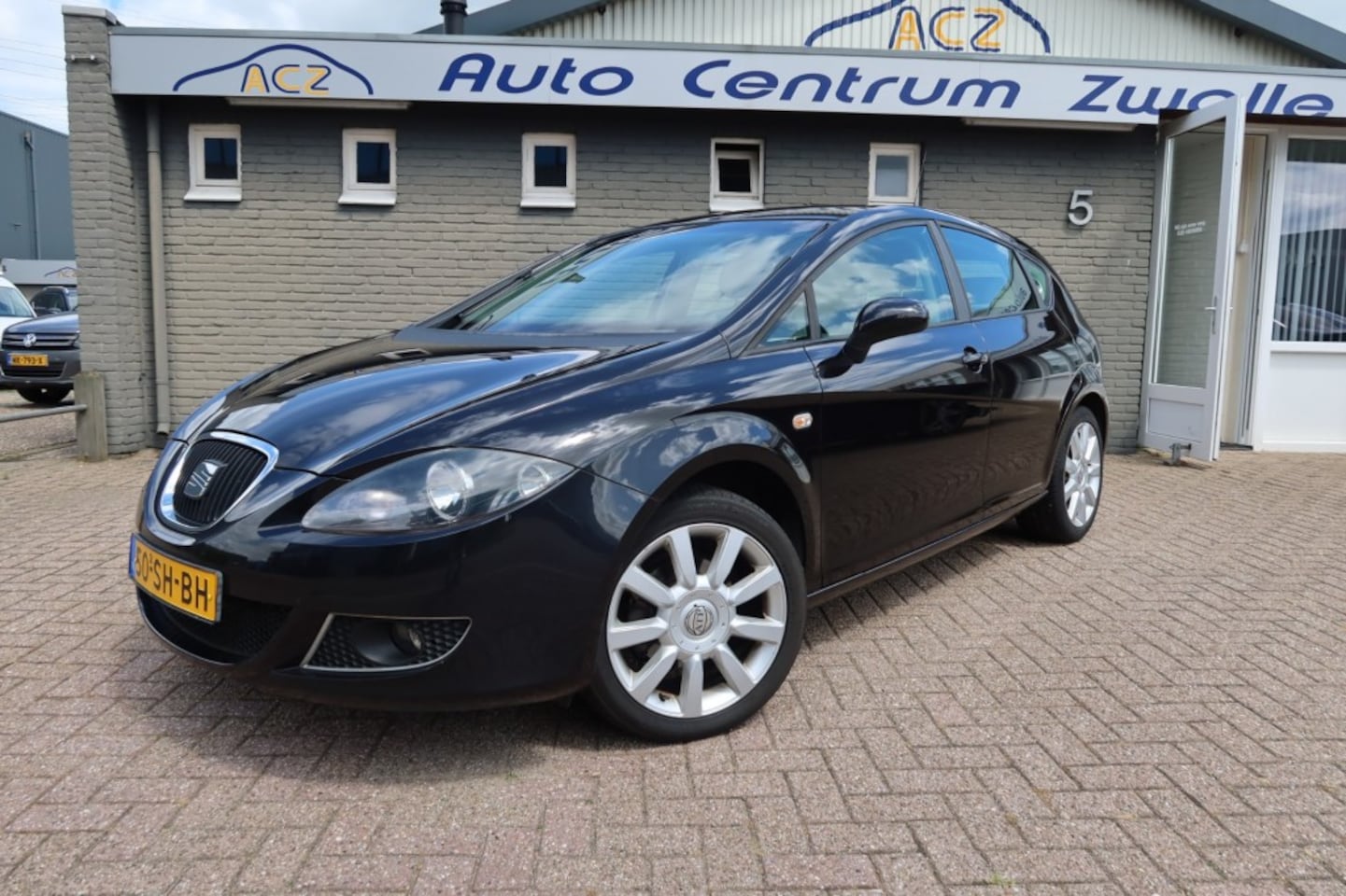 SEAT Leon - 1.6 Sport 1.6 SPORT ( ORIGINEEL NL AUTO ) - AutoWereld.nl