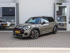 MINI Cooper - 2.0 JCW 231PK CHILI AUT/ORIG.NL/PANO/HK/A.CARPLAY/HEADUP/18