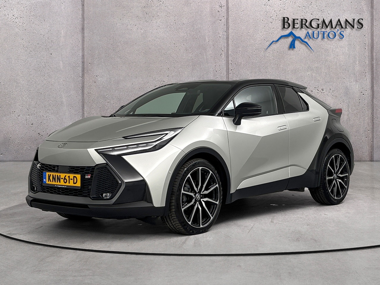 Toyota C-HR - 2.0 Hybrid 200 GR SPORT Première Edition // TWO-TONE // PANORAMADAK - AutoWereld.nl