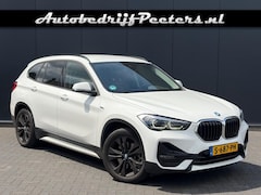 BMW X1 - xDrive25e Sport Line Leder Navi LED Camera Carplay Trekhaak
