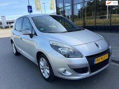 Renault Scénic - 2.0 Celsium/Automaat/Navi/bleutooth/Airco/Cruise/trekhaak