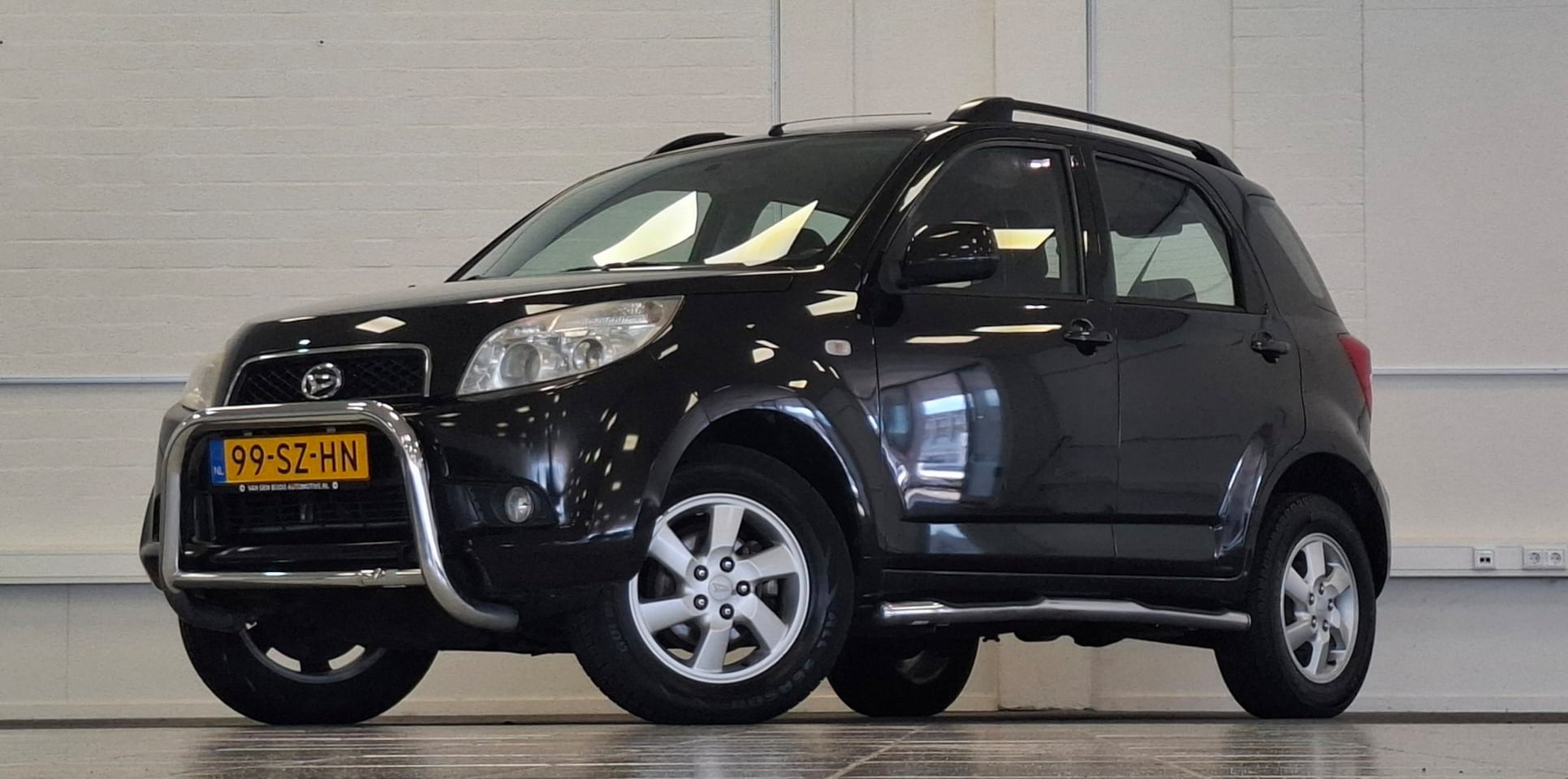 Daihatsu Terios - 1.5-16v Expedition 2WD Airco Bluetooth 2e Eigenaar Garantie - AutoWereld.nl