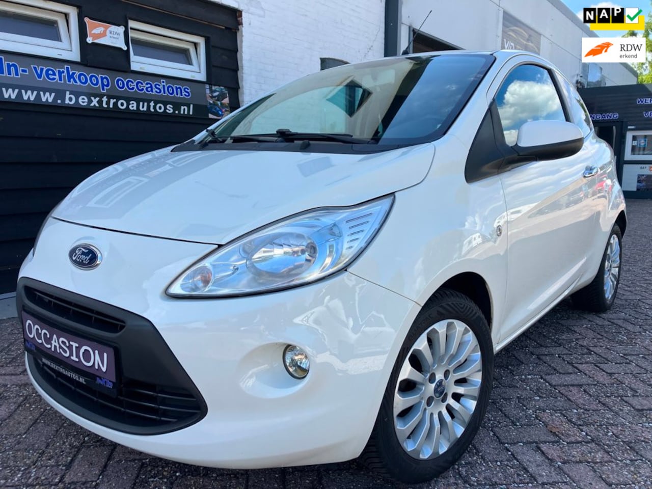 Ford Ka - 1.2 Cool&Sound ZEER MOOI weinig KM + garantie + grote beurt + nwe apk ALL-IN - AutoWereld.nl