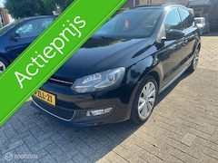 Volkswagen Polo - 1.6 TDI Highline DSG ECC PANO CRUISE