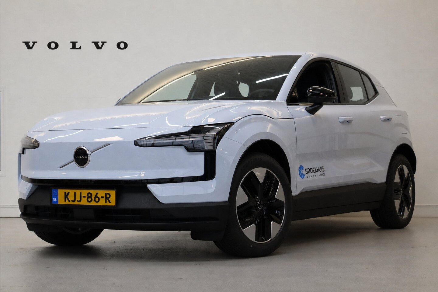 Volvo EX30 - P3 150PK Long Range Plus Europa 69kWh | Stoel&Stuur Verw. | Elec Stoelen | HK Audio - AutoWereld.nl