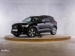 Volvo XC40 - 1.5 T4 Plug-in hybrid Plus Dark | Zwenkbare trekhaak | Adaptieve cruise | Memory | Haman K