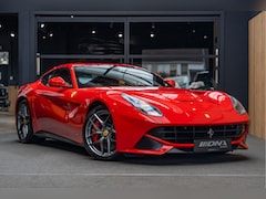 Ferrari F12 - Berlinetta Carbon Lift Rosso Corsa Camera 6.3 Berlinetta HELE Rosso Corsa