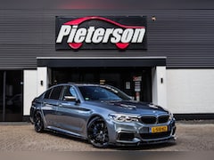 BMW 5-serie - M550i xDrive PANO H&K SOFTCLOSE DEALER OH HUD