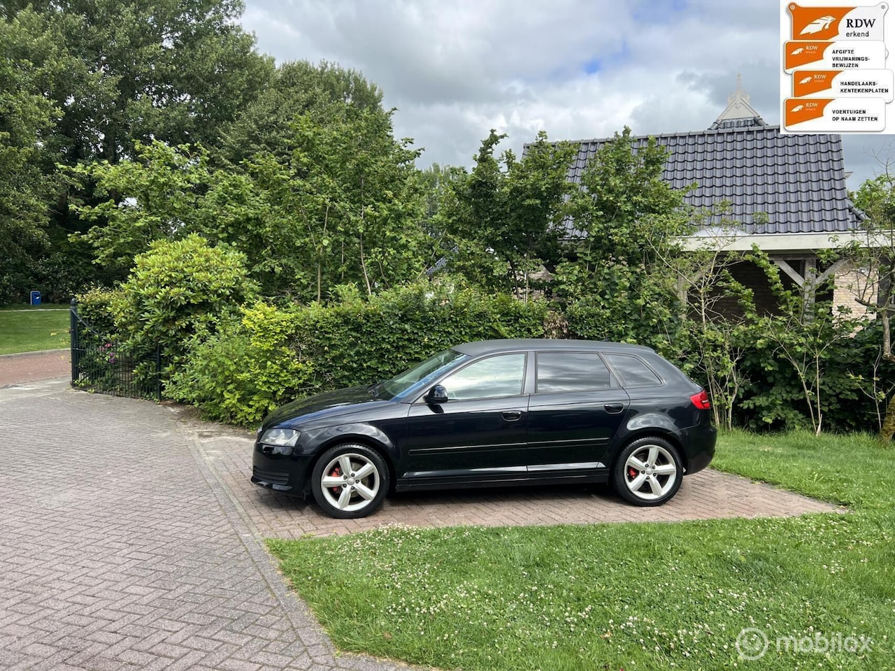 Audi A3 Sportback - 1.8 TFSI Attraction Pro Line Business 1.8 TFSI Attraction Pro Line Business - AutoWereld.nl