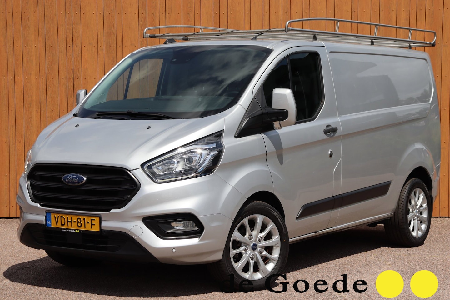 Ford Transit Custom - 280 2.0 TDCI L1H1 Trend org.NL trekhaak impriaal - AutoWereld.nl