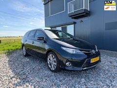 Toyota Auris Touring Sports - 1.8 Hybrid Executive