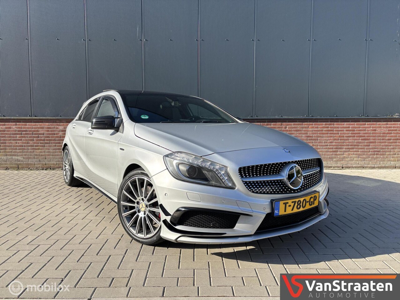 Mercedes-Benz A-klasse - 250 Sport Ambition | Carplay | Automaat - AutoWereld.nl