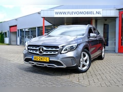 Mercedes-Benz GLA-Klasse - 180 Activity Edition Aut. *28.781km* Navi|Leder-Alcantara|LMV|Cam|Clima