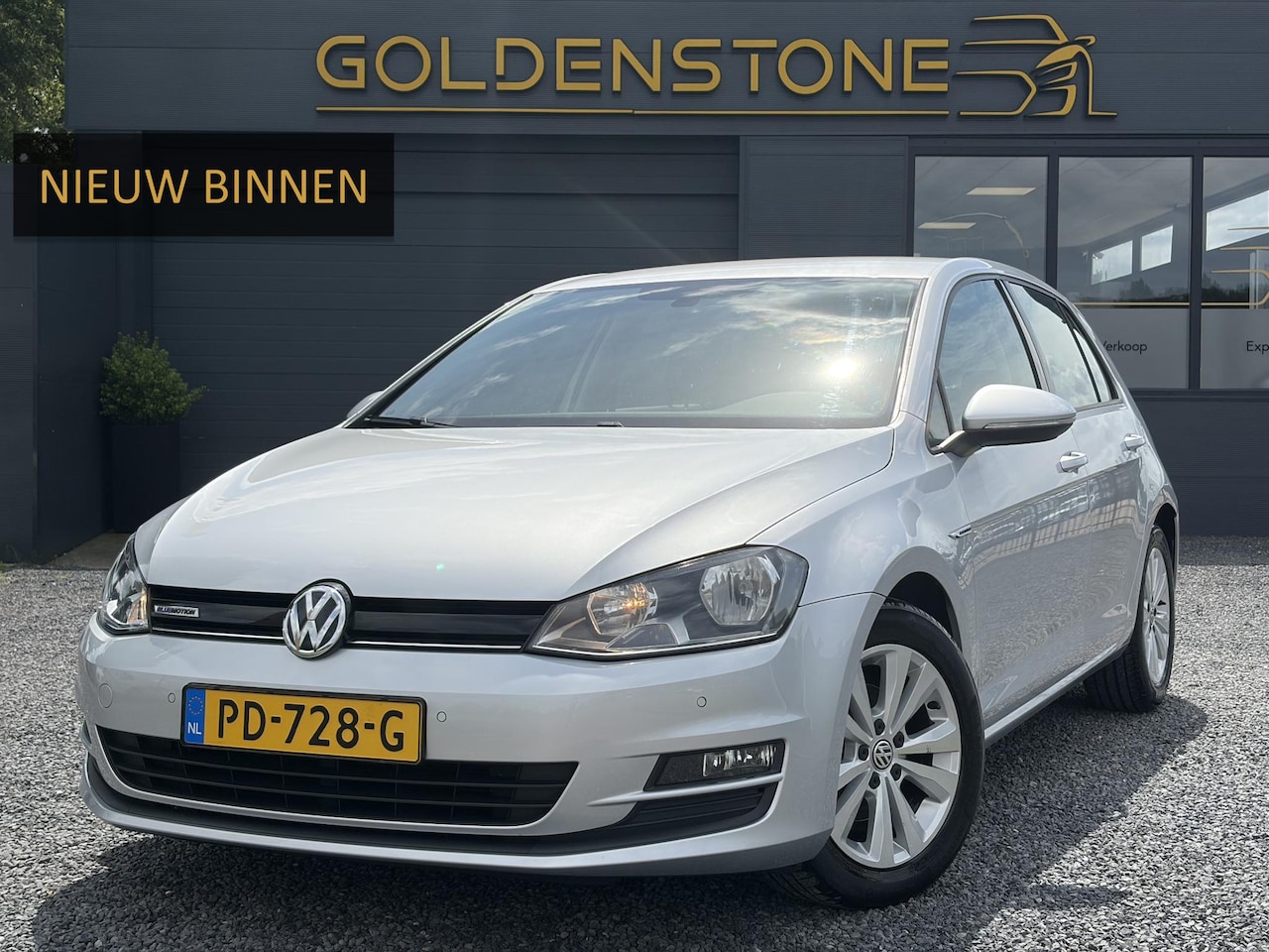 Volkswagen Golf - 1.0 TSI Comfortline Dealer Onderhouden,Carplay,116pk,Navi,Clima,Cruise,6 Bak,Pdc V+A,N.A.P - AutoWereld.nl