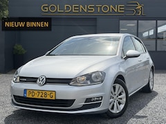 Volkswagen Golf - 1.0 TSI Comfortline Dealer Onderhouden, Carplay, 116pk, Navi, Clima, Cruise, 6 Bak, Pdc V+