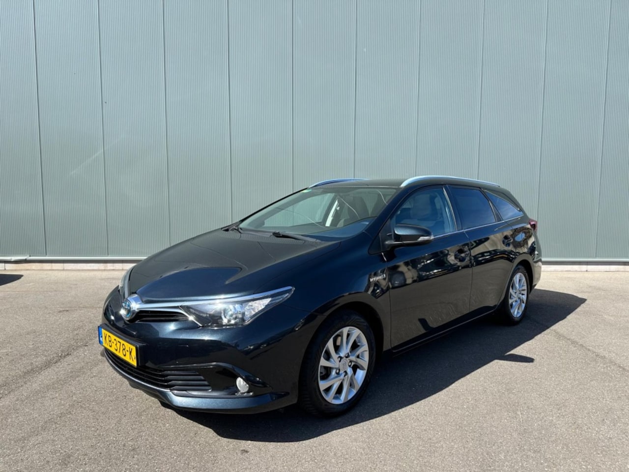 Toyota Auris Touring Sports - 1.8 Hybr. Trend PANORAMADAK | ONDERHOUDSBOEKJE | NAP ! - AutoWereld.nl