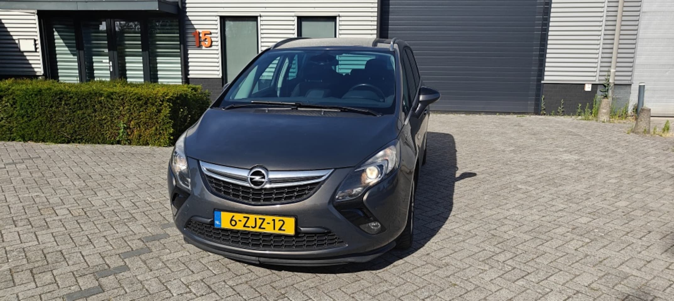 Opel Zafira Tourer - 1.6 CDTI Business+ - AutoWereld.nl