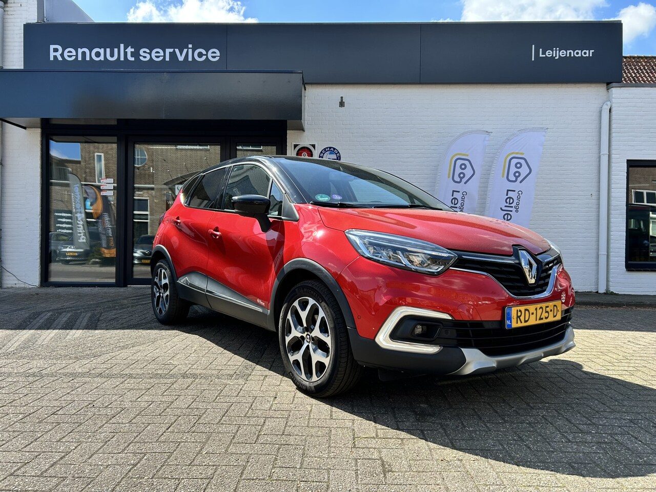 Renault Captur - 0.9 TCe Intens | achteruitrijcamera | Bleutooth | Parkeersensoren | Trekhaak | Dealeronder - AutoWereld.nl