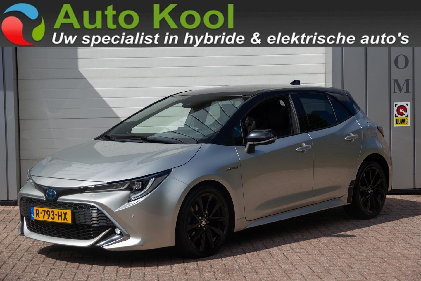 Toyota Corolla - 1.8 Hybrid Bi-tone Sport - AutoWereld.nl