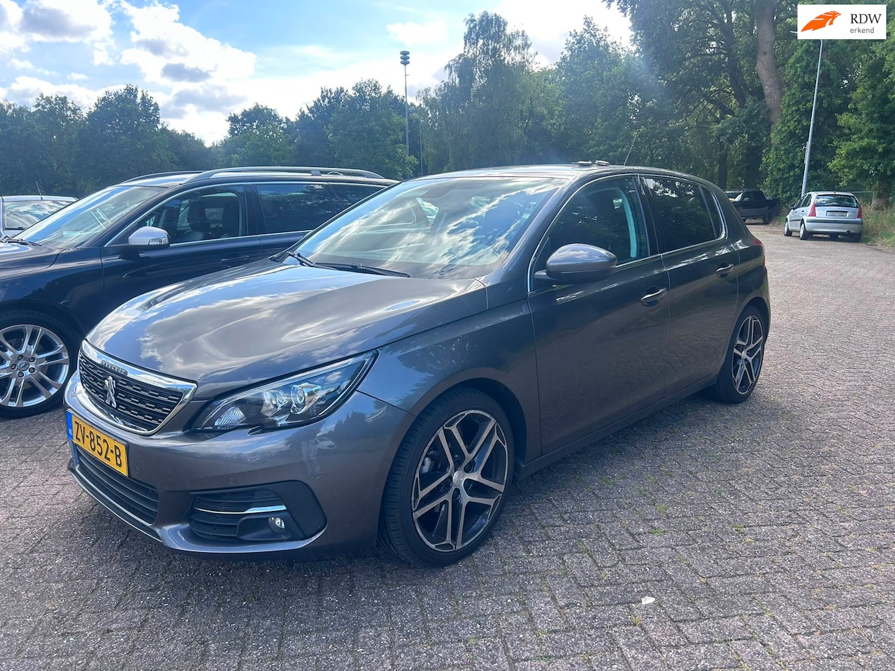 Peugeot 308 - 1.2 PureTech Allure 1.2 PureTech Allure - AutoWereld.nl