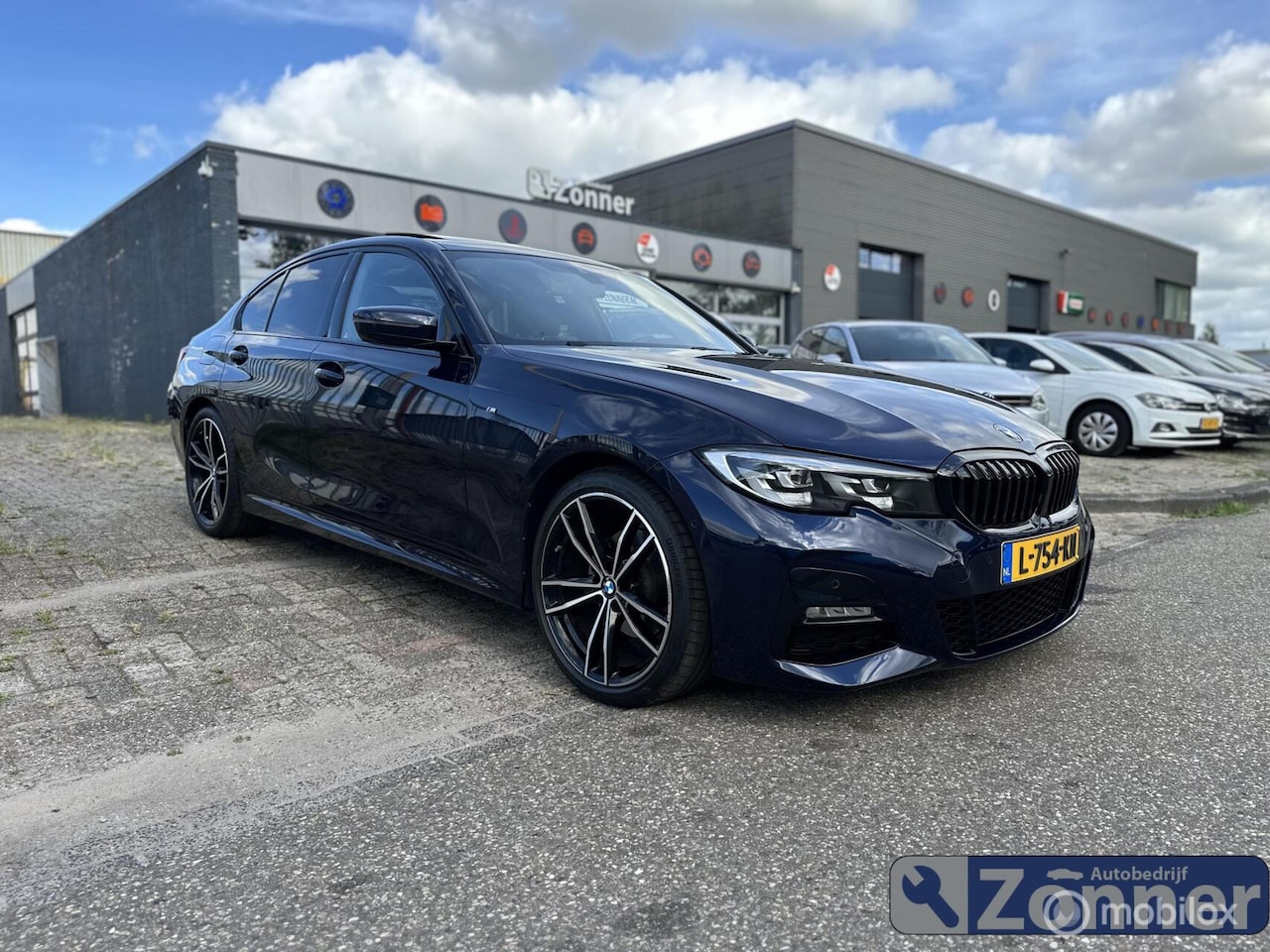 BMW 3-serie - M-sport 320i High Executive - AutoWereld.nl