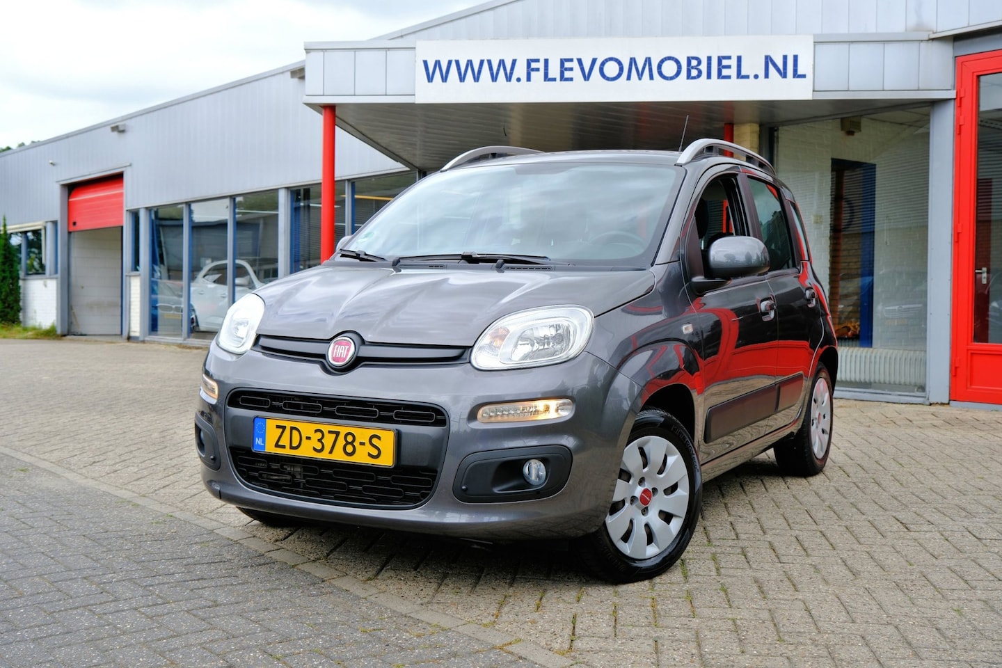 Fiat Panda - 0.9 TwinAir Lounge 5-drs Aut. Airco|*47.930km!* - AutoWereld.nl