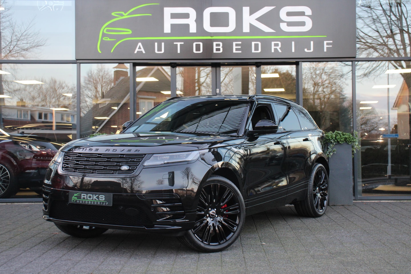 Land Rover Range Rover Velar - 2.0 P400e AWD Dynamic SE PHEV BlackPack Leder/Camera/Winterpack/Keyless/Panoramadak/22inch - AutoWereld.nl
