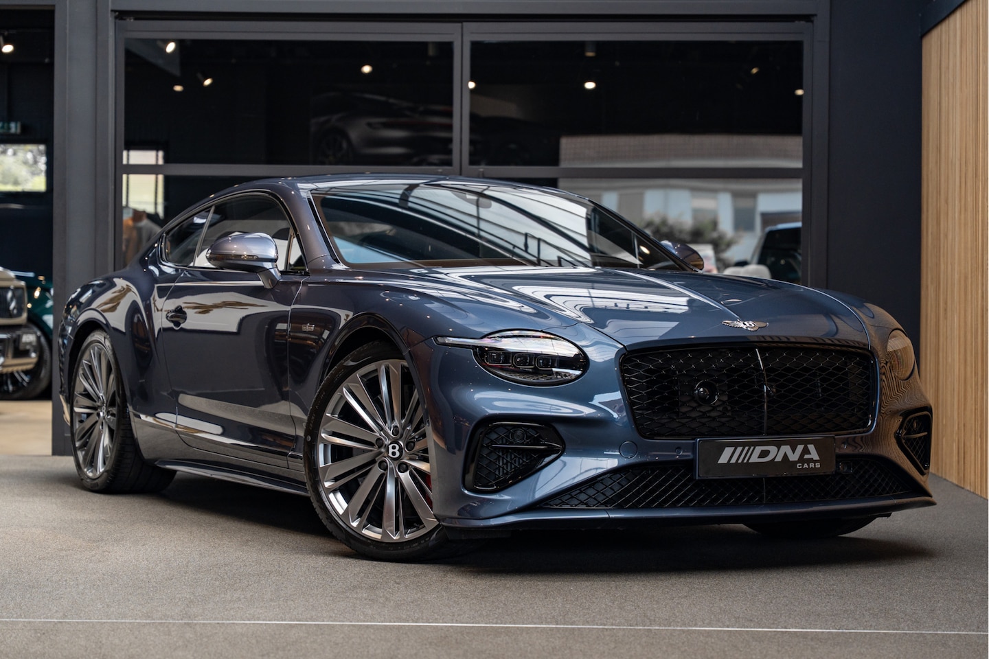 Bentley Continental GT - First Edition Touring Specification 4.0 V8 Hybrid Speed GT Speed - AutoWereld.nl