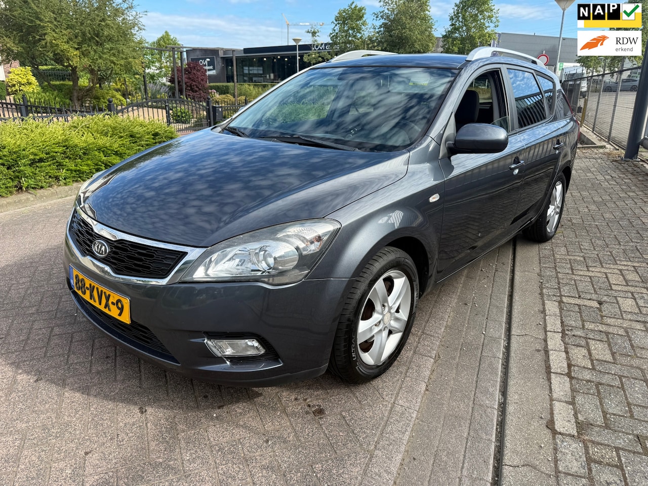 Kia Cee'd - 1.4 CVVT X-ecutive NWE APK** - AutoWereld.nl