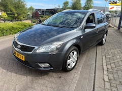 Kia Cee'd - 1.4 CVVT X-ecutive NWE APK
