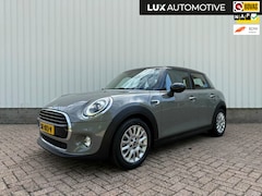 MINI 5-Deurs - 1.5 Cooper Pepper, CarPlay, Navi, 1e eigenaar, Dealer onderhouden, NAP
