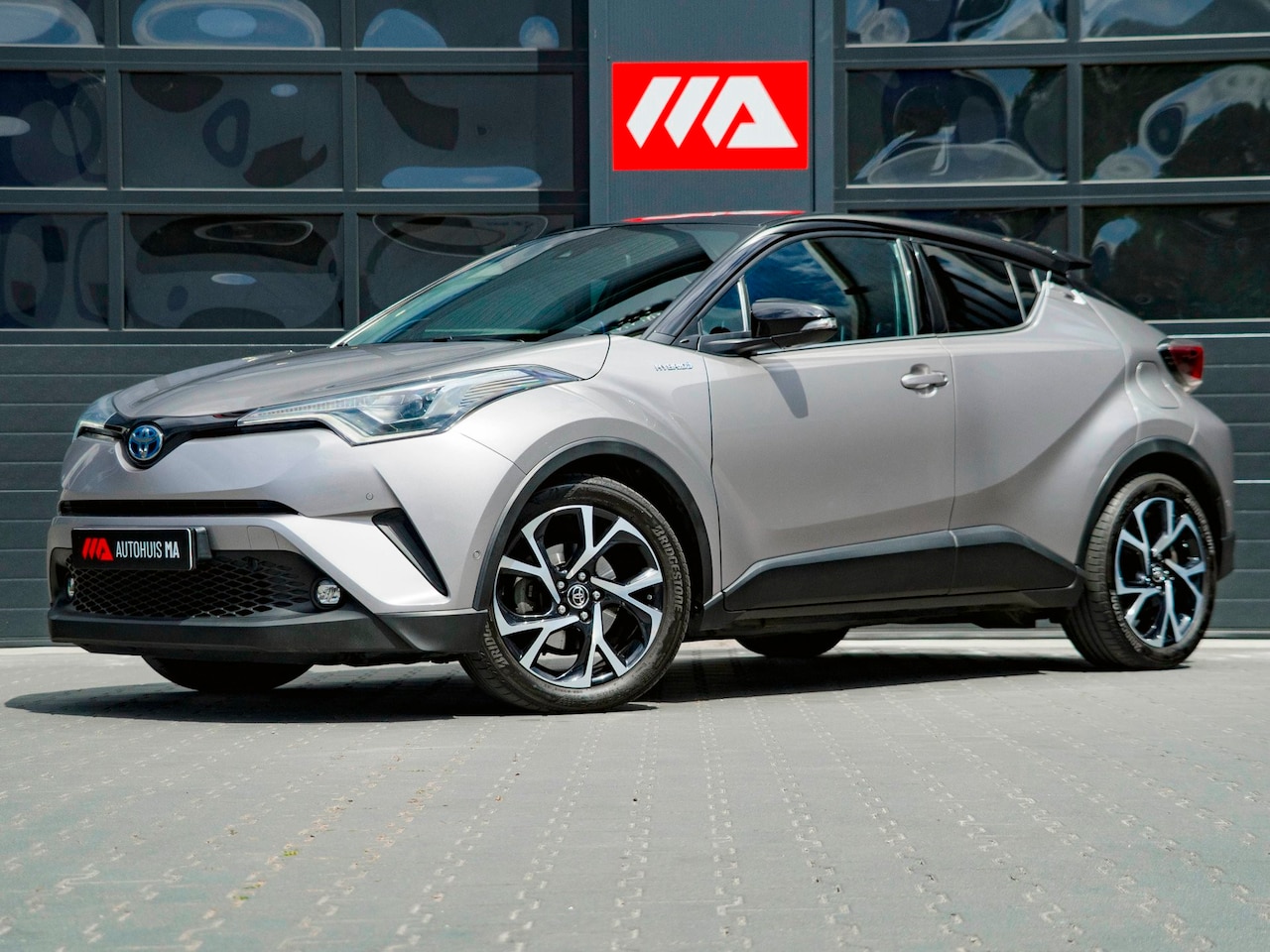 Toyota C-HR - 1.8 Hybrid Bi-Tone | TREKHAAK | CAMERA | - AutoWereld.nl