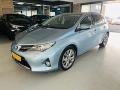 Toyota Auris - 1.8 Hybrid Lease pro PANO /NAVI