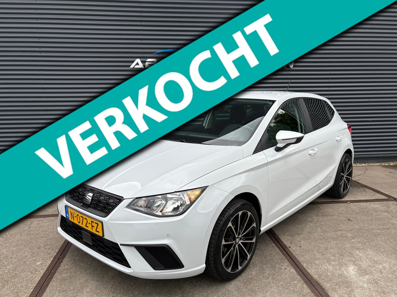 SEAT Ibiza - 1.0 TSI Style Business CAMERA/ CARPLAY/ PARKEERSENSOREN - AutoWereld.nl