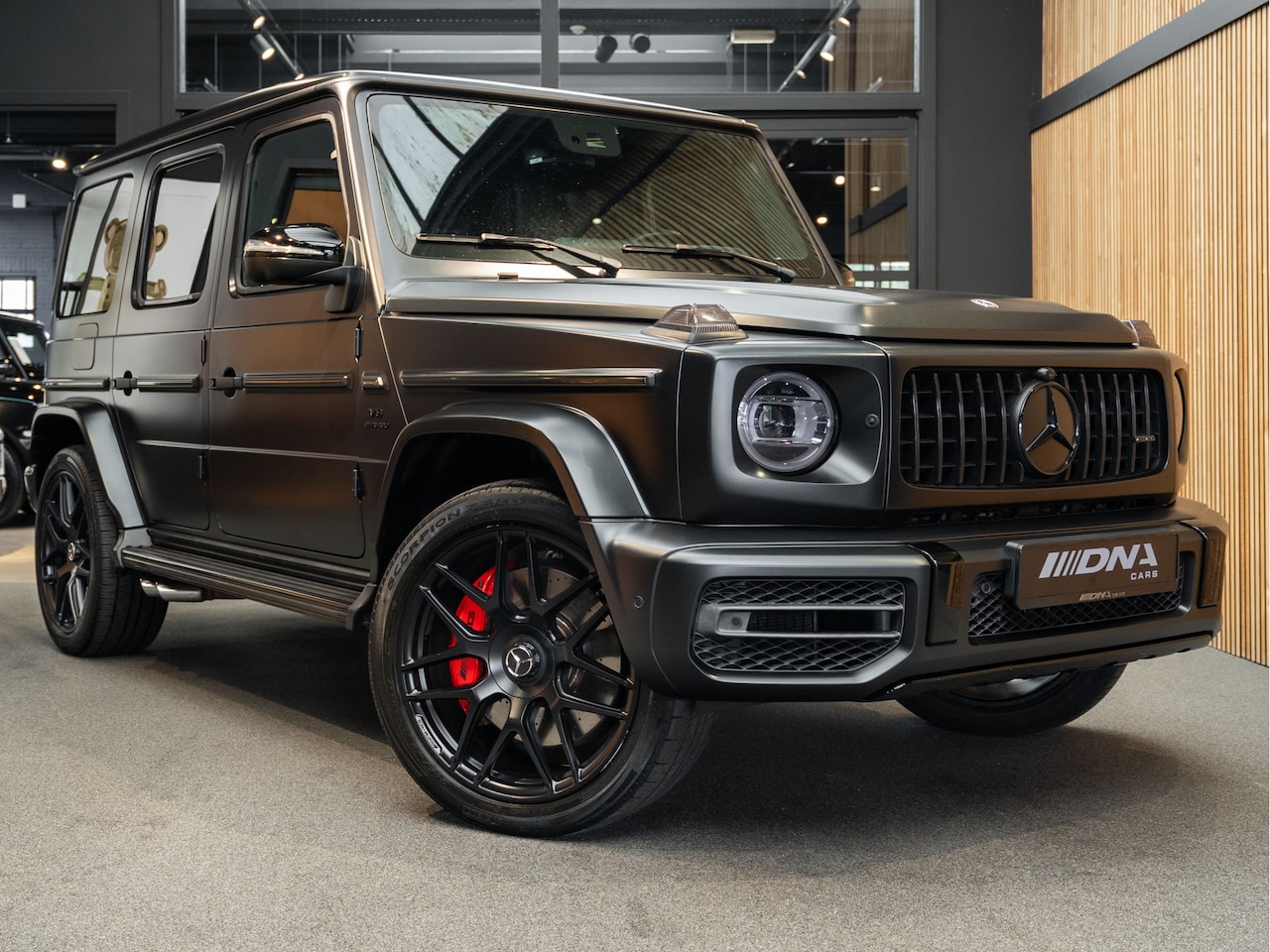Mercedes-Benz G-klasse - G63 AMG Burmester G-klasse 63 AMG Surround Pano - AutoWereld.nl