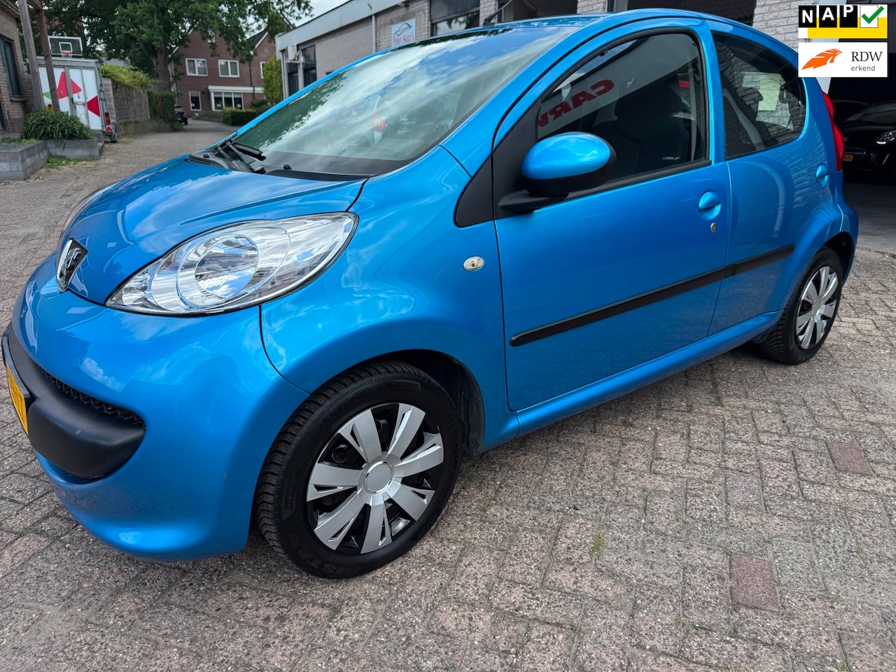 Peugeot 107 - 1.0-12V XS AUTOMAAT AIRCO ORG 95689 KM NAP VOLLEDIG ONDERHOUDEN GEHAD BINNEN EN BUITEN NW - AutoWereld.nl