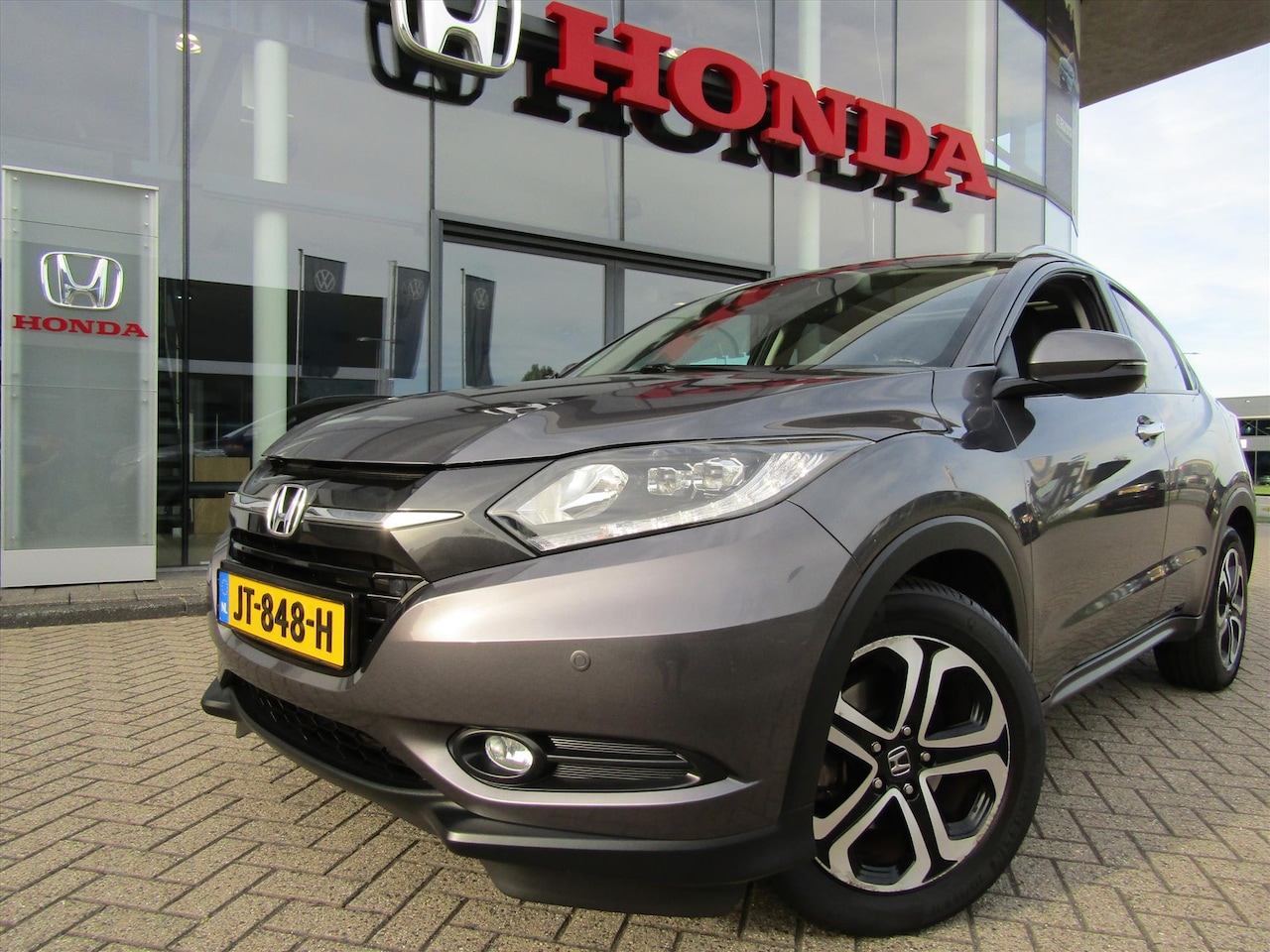 Honda HR-V - 1.5 i-VTEC 130pk CVT Executive - AutoWereld.nl