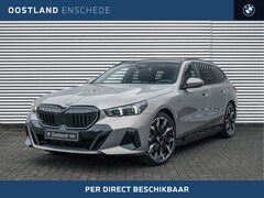 BMW 5-serie Touring - 530e M Sport Automaat / Panoramadak / Trekhaak / Bowers & Wilkins / Adaptieve LED / Comfor