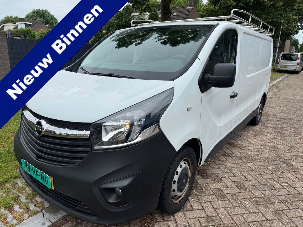 Opel Vivaro - 1.6 CDTI L2H1 Sport EcoFlex Airco,Trekhaak,Cruise,Cv Bj 2019 Km 121.567 - AutoWereld.nl