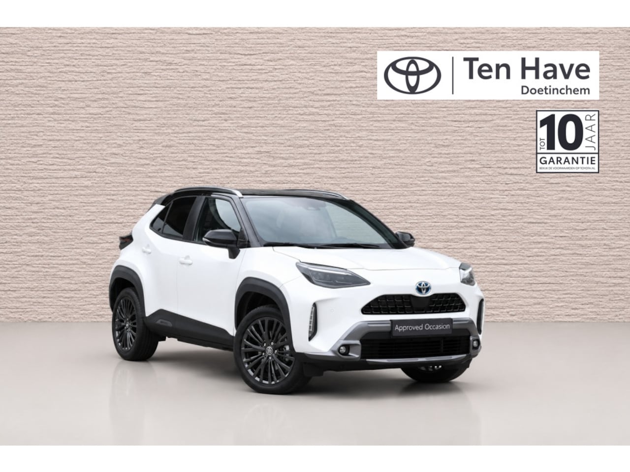 Toyota Yaris Cross - 1.5 Hybrid Adventure Automaat | Vollederen bekleding | LED Matri - AutoWereld.nl