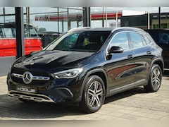 Mercedes-Benz GLA-Klasse - 250 e Luxury Line | trekhaak | ACC