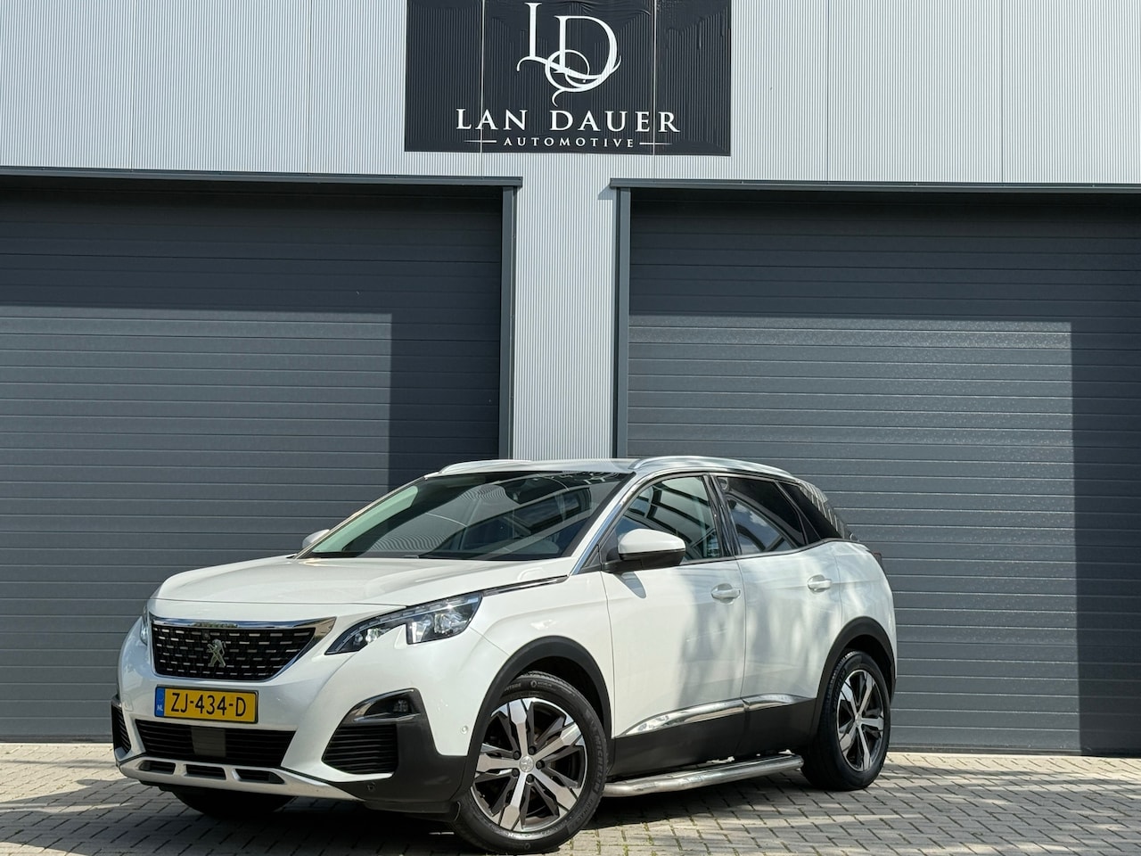 Peugeot 3008 - 1.2 PureTech AGC Allure 1.2 PureTech AGC Allure - AutoWereld.nl