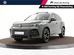Volkswagen Tiguan - 1.5 272pk DSG eHybrid R-Line Edition · Panoramadak · 360 Camera · Wegklapbare Trekhaak · M