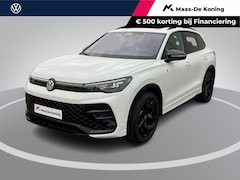 Volkswagen Tiguan - 1.5eTSI/150PK R-Line Blackstyle DSG · Panoramadak · Trekhaak · Apple/Android Car Play · Ca