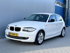 BMW 1-serie - 118i High Executive - Automaat - Leder - Navi