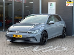 Volkswagen Golf - 1.0 TSI Life /sfeerverlichting/Carplay/NL-AUTO NAP
