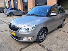 Skoda Fabia Combi - 1.2 TSI 5 DEURS STATION NIEUWSTAAT AIRCO NAVIGATIE