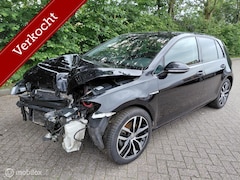 Volkswagen e-Golf - 100 KW Aut. airco cruise navigatie leer