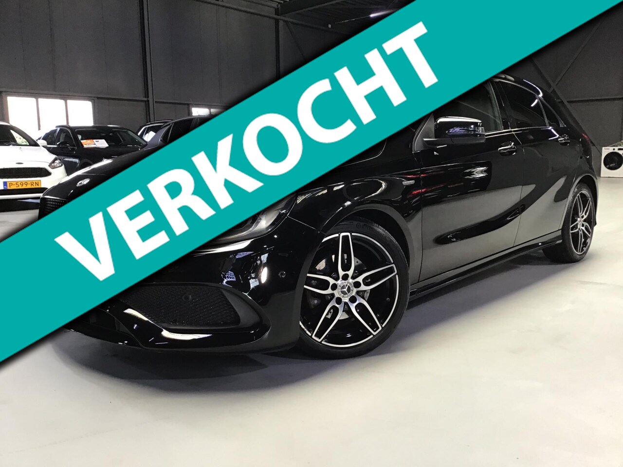 Mercedes-Benz A-klasse - 180 Ambition I AMG Edition I 18inch I Zwarte Hemel I Led I Navi I Stoelverw. I 6Bak I Crui - AutoWereld.nl