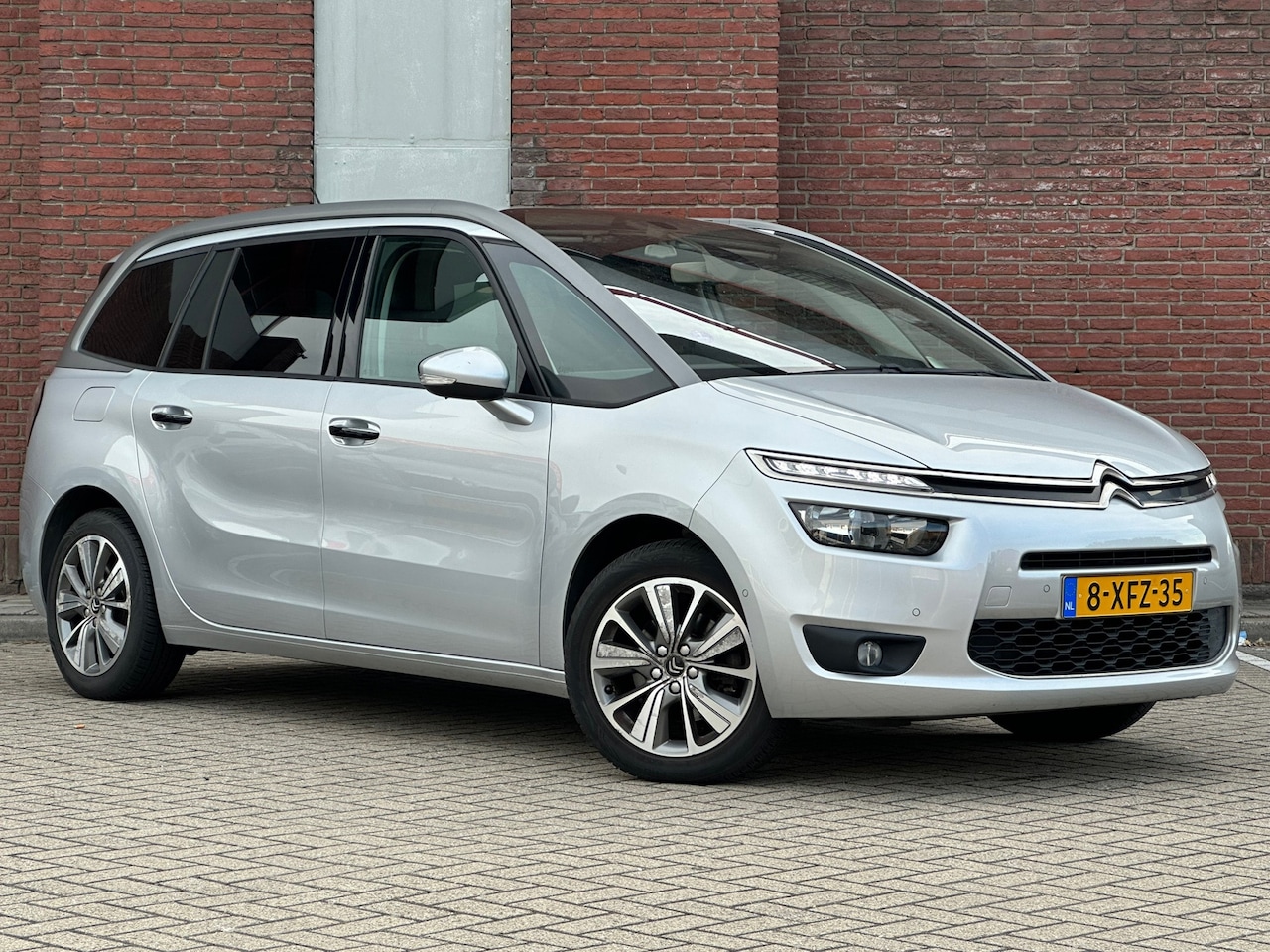 Citroën Grand C4 Picasso - 1.6 THP Intensive|VIRTUAL-COCKPIT|CLIMA|7-PERSOONS|CRUISE|CAMERA - AutoWereld.nl